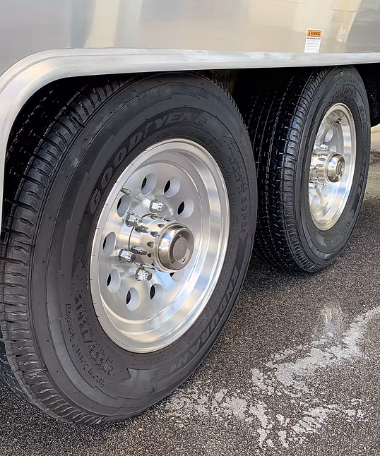 RV axle and wheel service